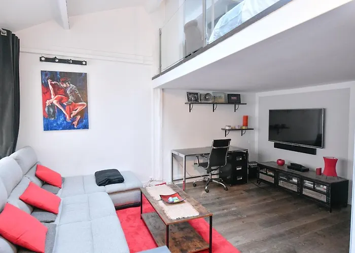 Duplex Design & Moderne En Plein Coeur De דירה *